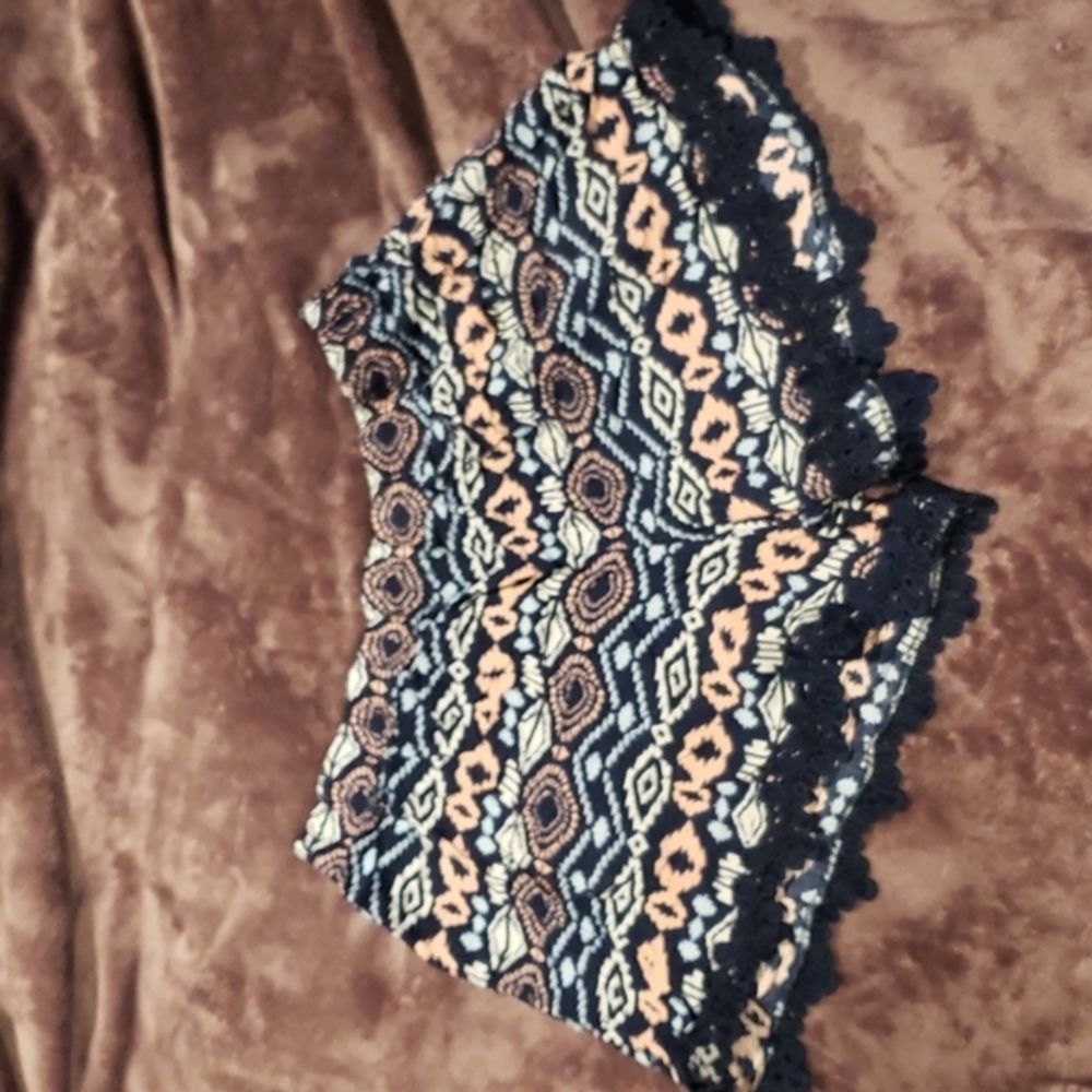 Aztec shortsâ